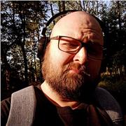 Ein Englisch, Deutsch und Geschichtstutor ab sofort verfügbar.